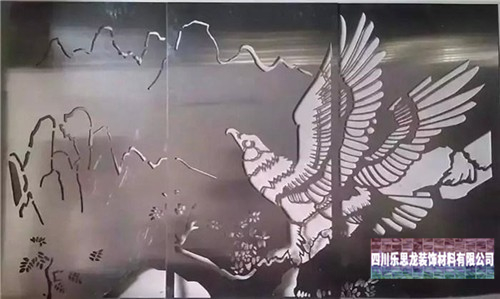雙曲鋁單板什么品牌好？怎么購買到優(yōu)秀雙曲鋁單板？